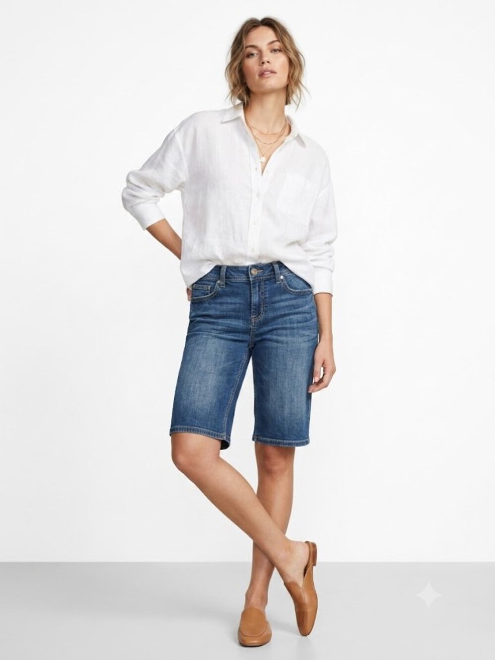 Seven7 Women’s Bermuda Shorts Medium Wash Blue Size 6 – Stretch Denim